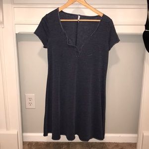 V neck dress